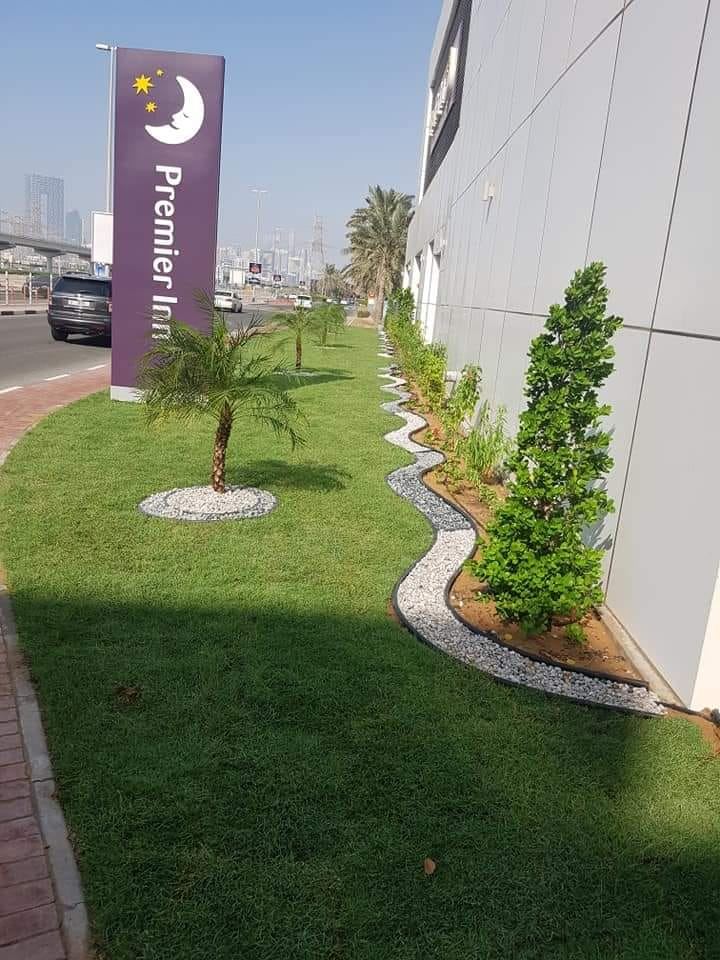 Hotel Exterior Landscaping