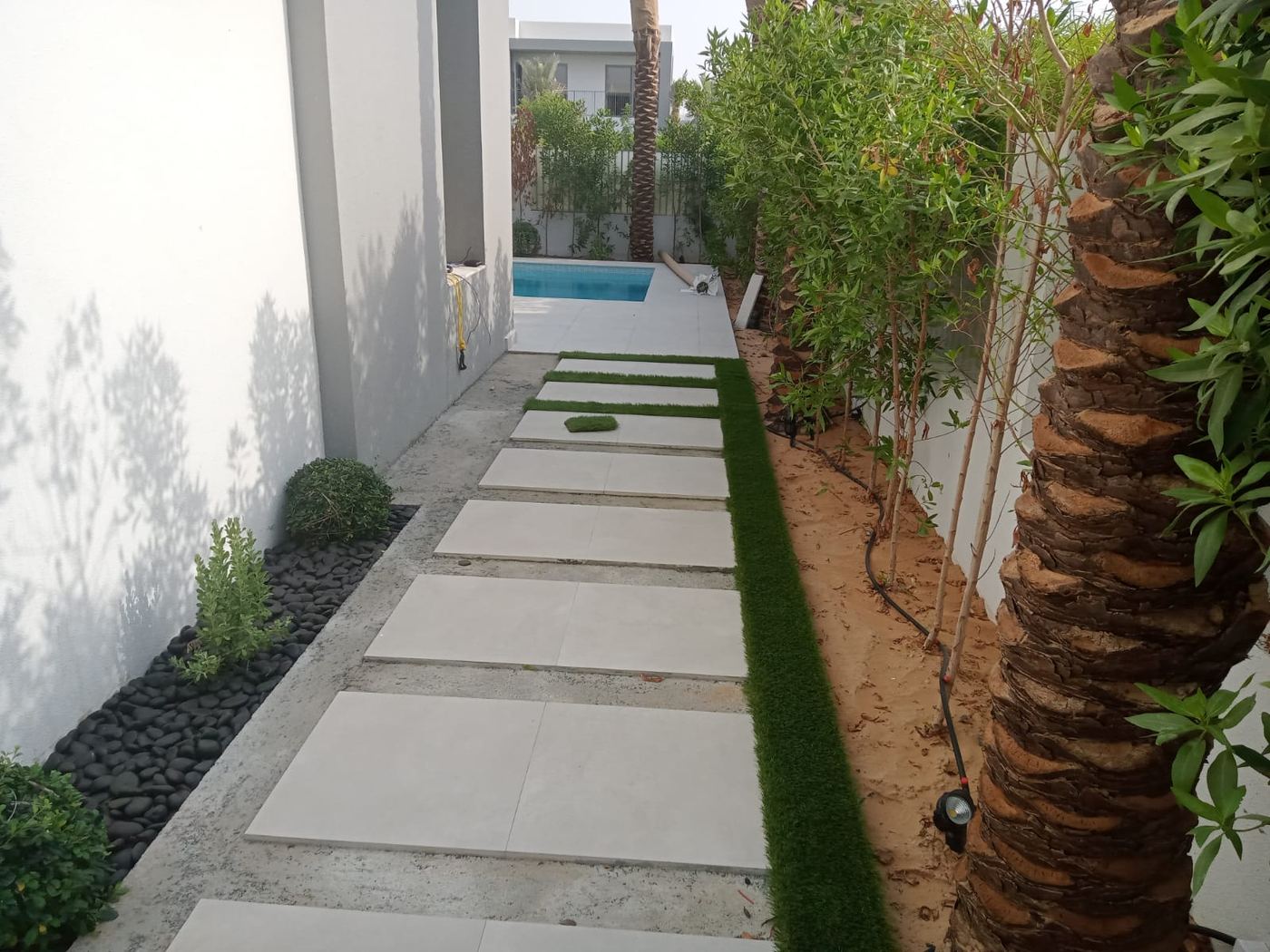 Villa Garden & Pool Area