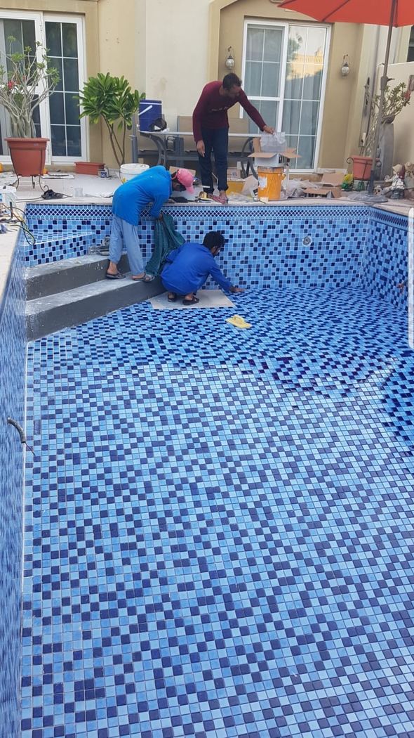Blue & Navy Mosaic Pool